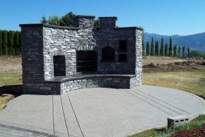 Full Mason - Stone & Concrete - Pizza Oven